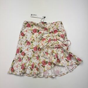 NEW! Women’s Zara Floral Print Ruched Mini Skirt Size XS W/Tags